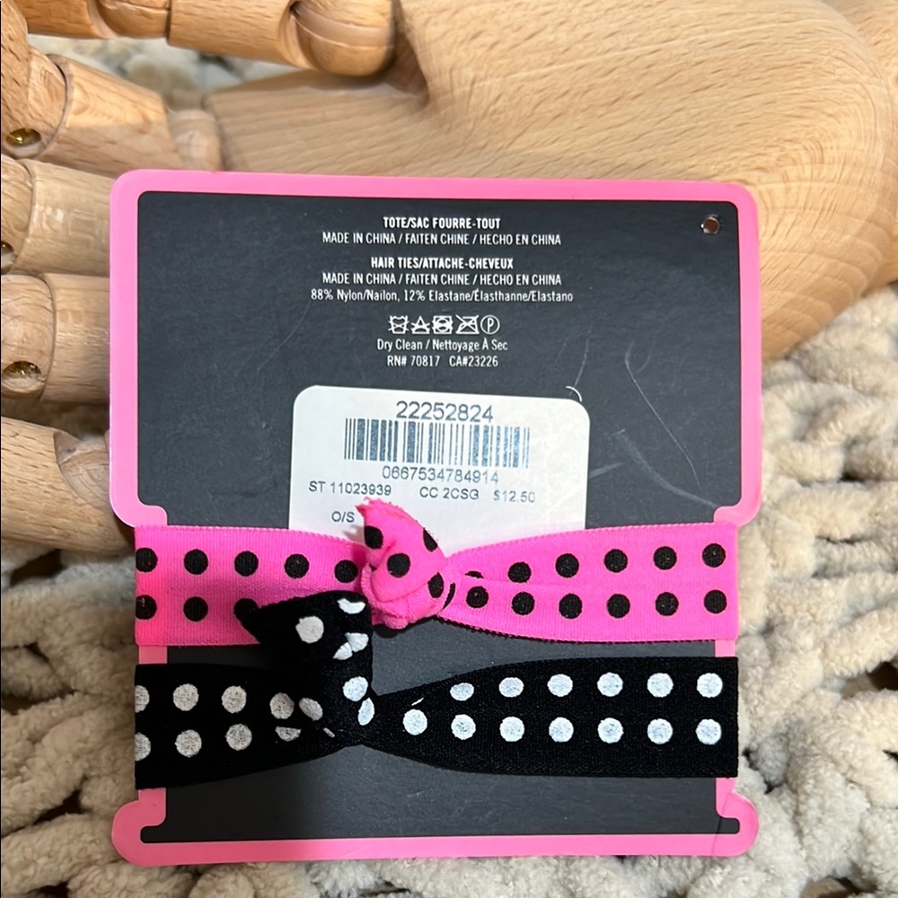 Victoria's Secret Sport Polka Dot Hair Ties - Picture 3 of 5